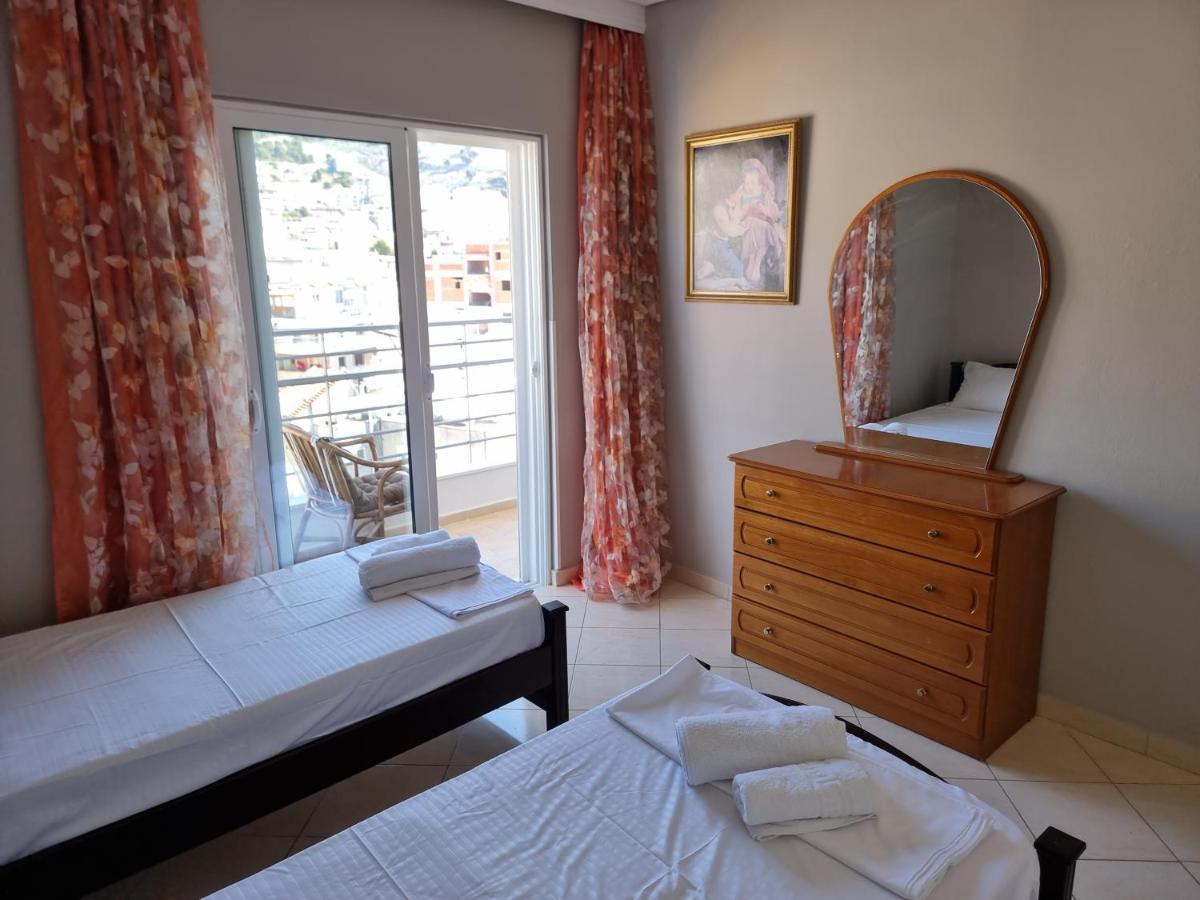 City Center Apartment 1 Sarandë Esterno foto