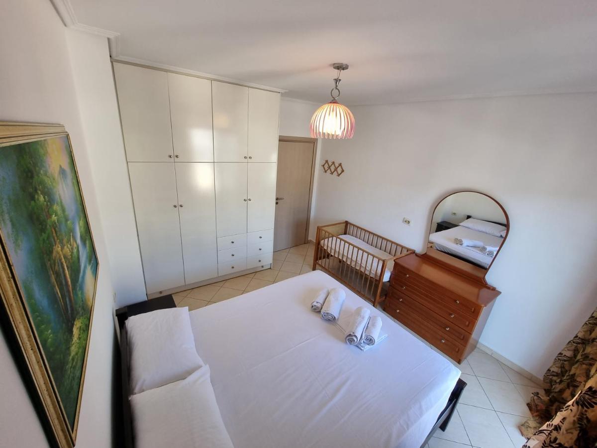 City Center Apartment 1 Sarandë Esterno foto