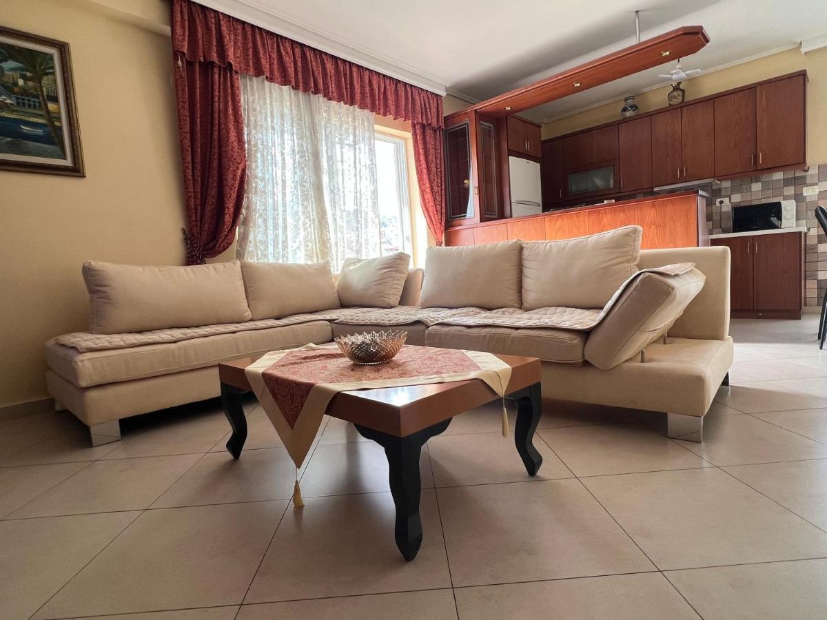 City Center Apartment 1 Sarandë Esterno foto